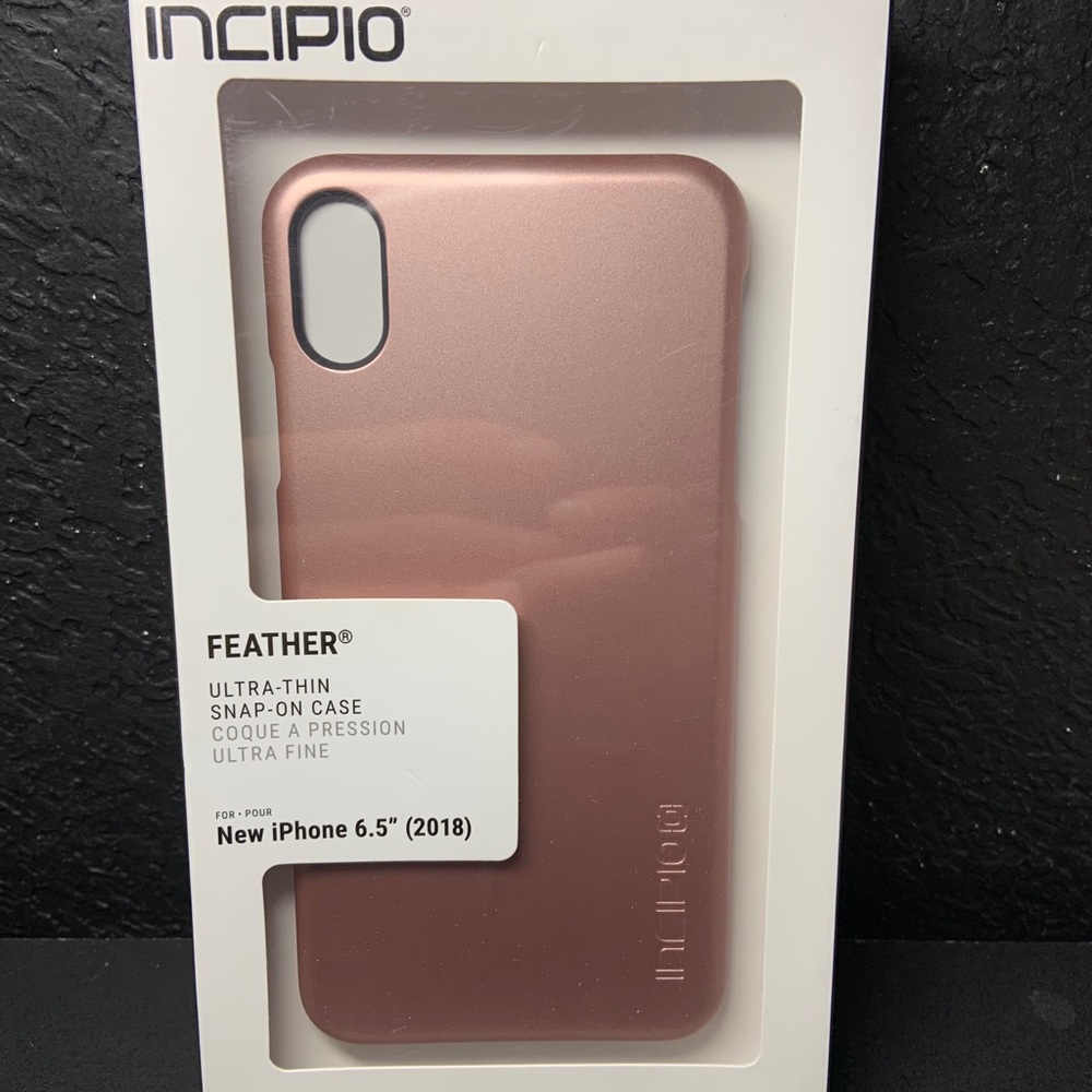 Incipio iPhone Xs Max case